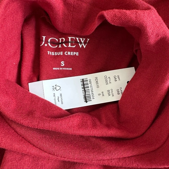 NEW J. CREW Tissue crepe turtleneck in Berry Sangria Red Size Small - Picture 5 of 7